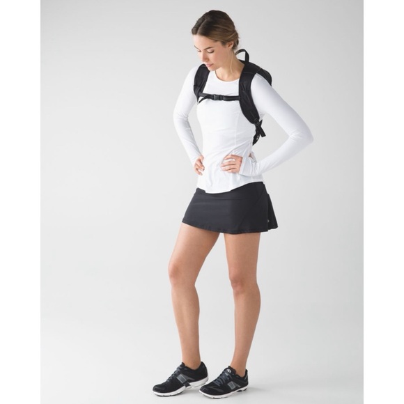 Lululemon Circuit Breaker Skirt Black 6 Tall - Picture 2 of 12